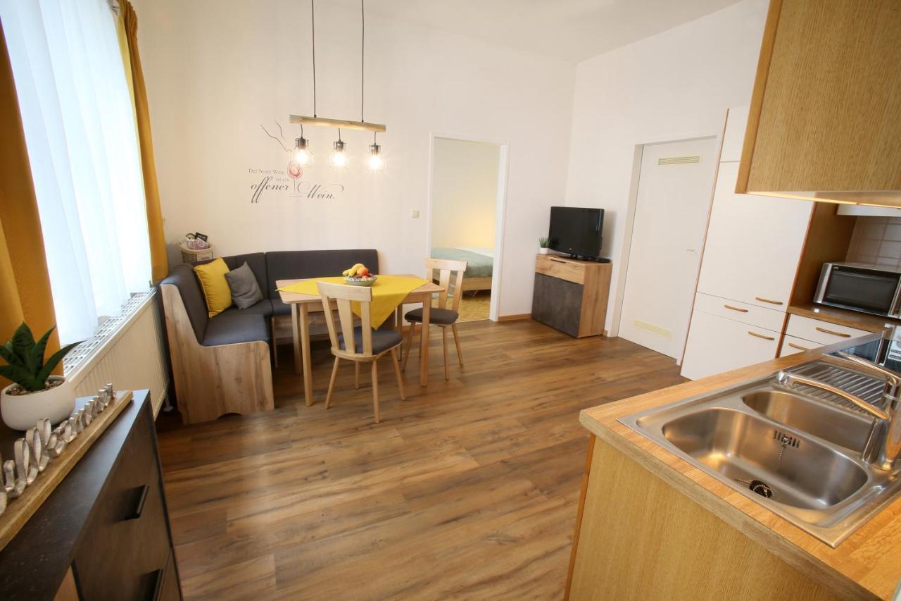 Appartment Weinbau Müllner Neusiedl am See Exterior foto