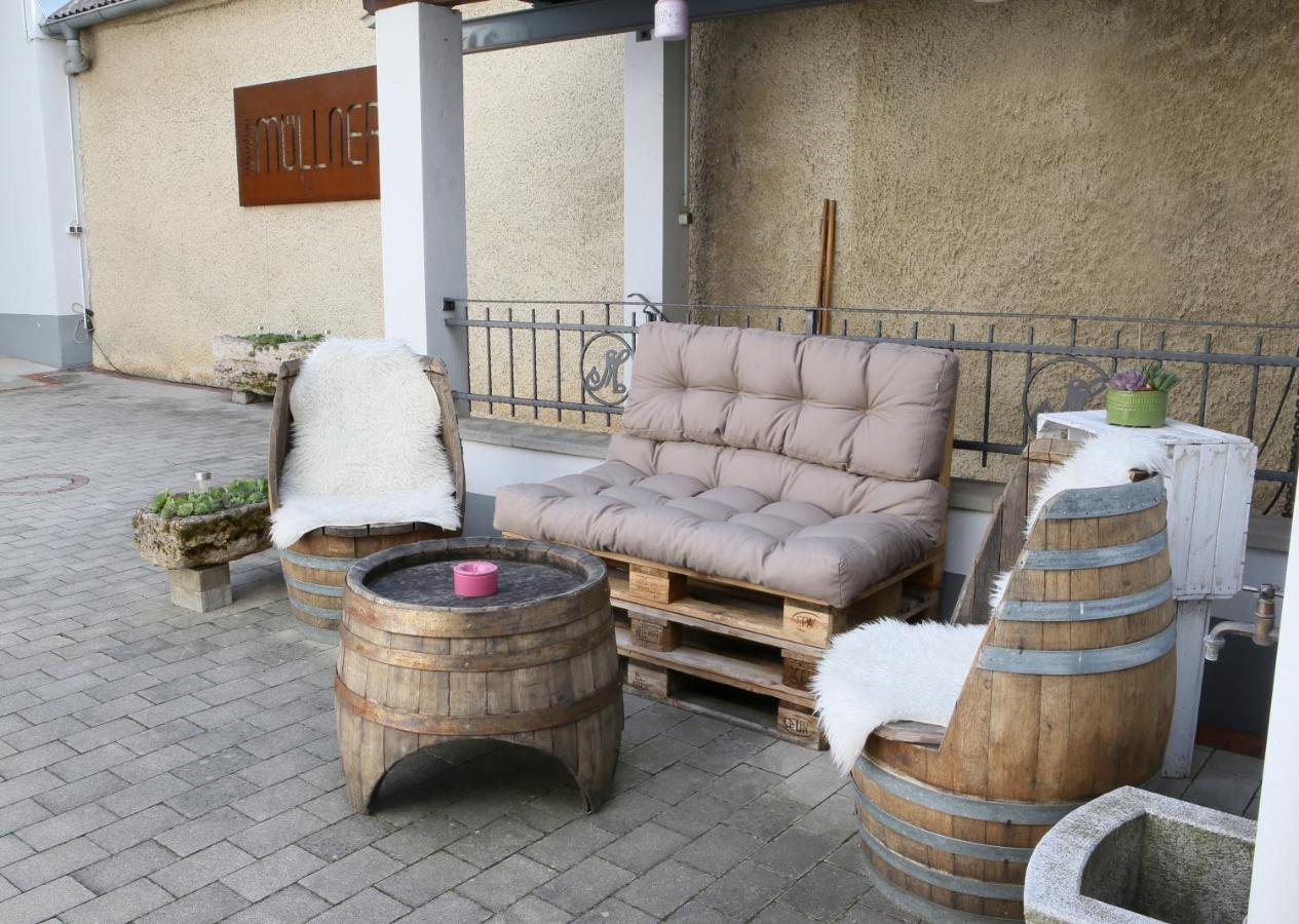 Appartment Weinbau Müllner Neusiedl am See Exterior foto
